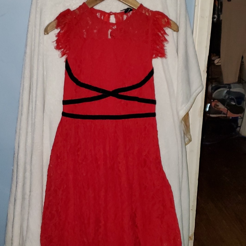 Women's Red Lace Dress